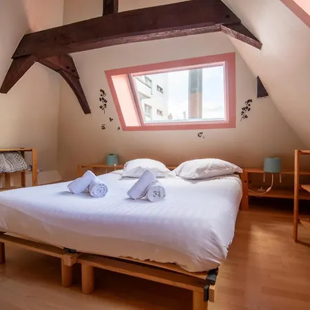 Charming Duplex In Center: 4 People * Rijsel