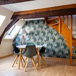 شقة Charming Duplex In Center: 4 People *